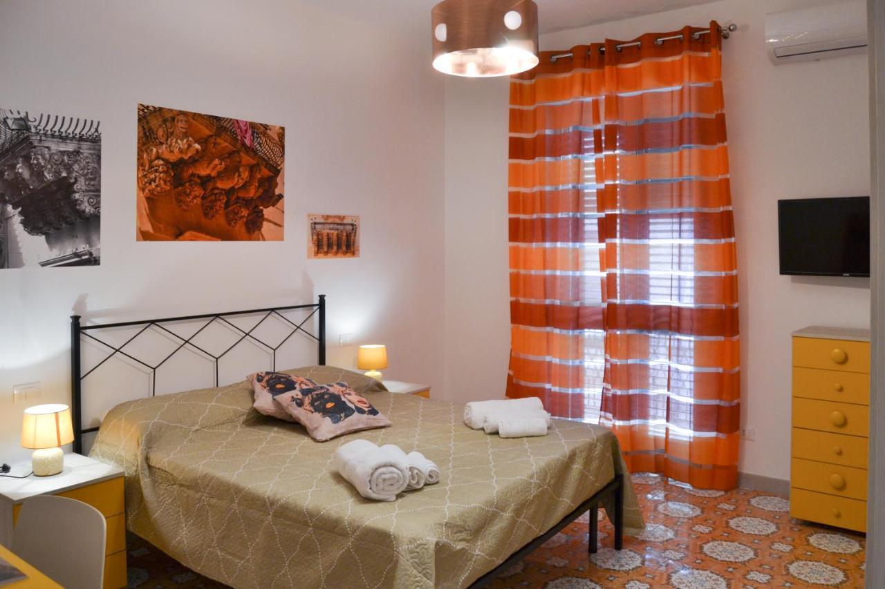 Quattroquarti Stradivari Home Noto Exterior photo